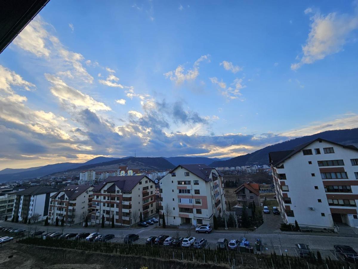 Tei Residence Piatra Neamt Exterior photo